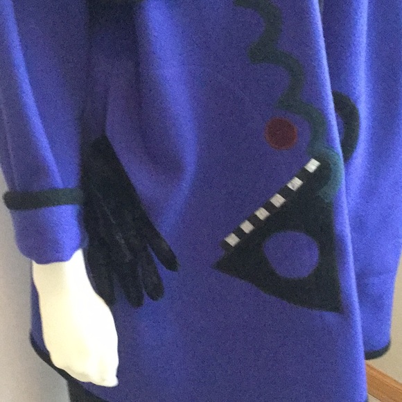 Coat Check - Picture 5 of 7